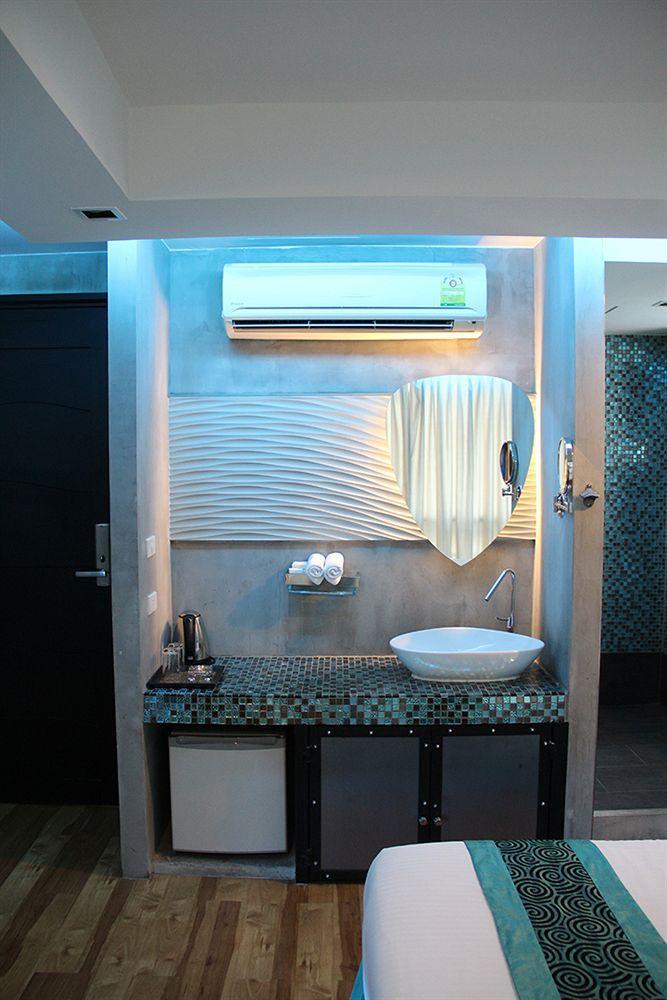 בנגקוק Blutique Hotel מראה חיצוני תמונה