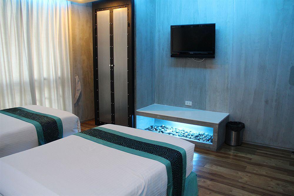 בנגקוק Blutique Hotel מראה חיצוני תמונה