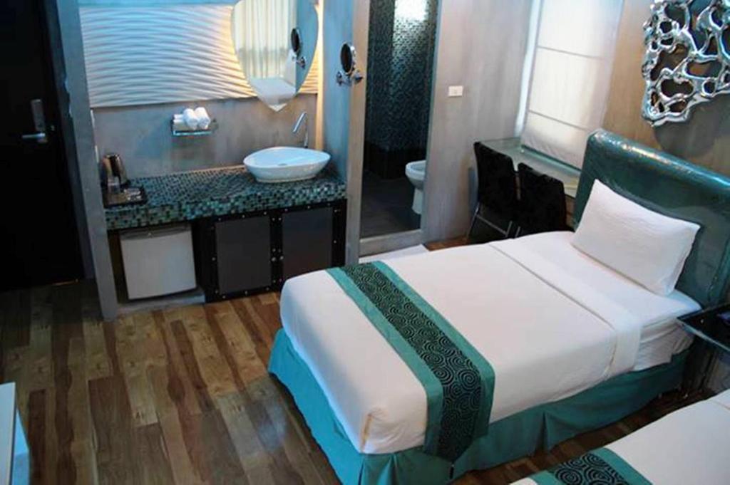 בנגקוק Blutique Hotel מראה חיצוני תמונה