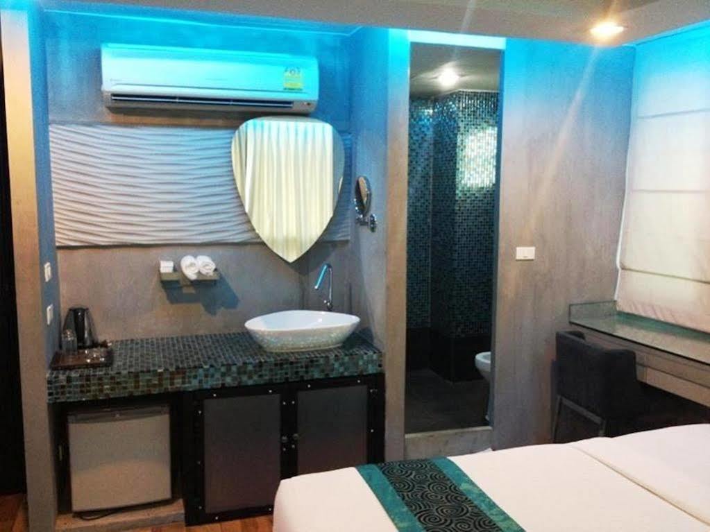 בנגקוק Blutique Hotel מראה חיצוני תמונה