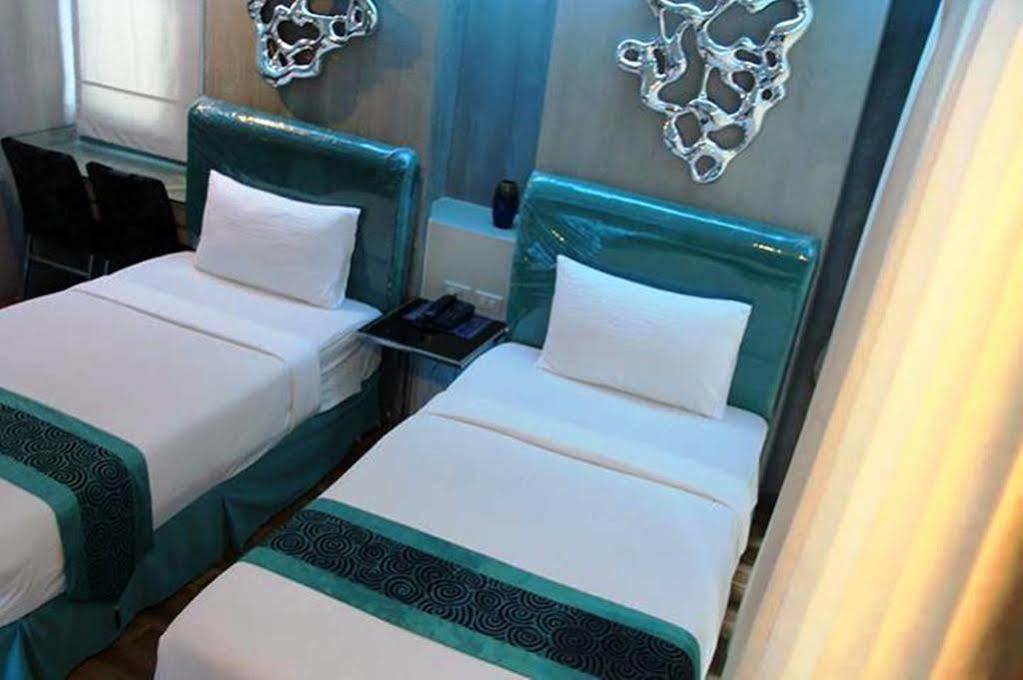 בנגקוק Blutique Hotel מראה חיצוני תמונה