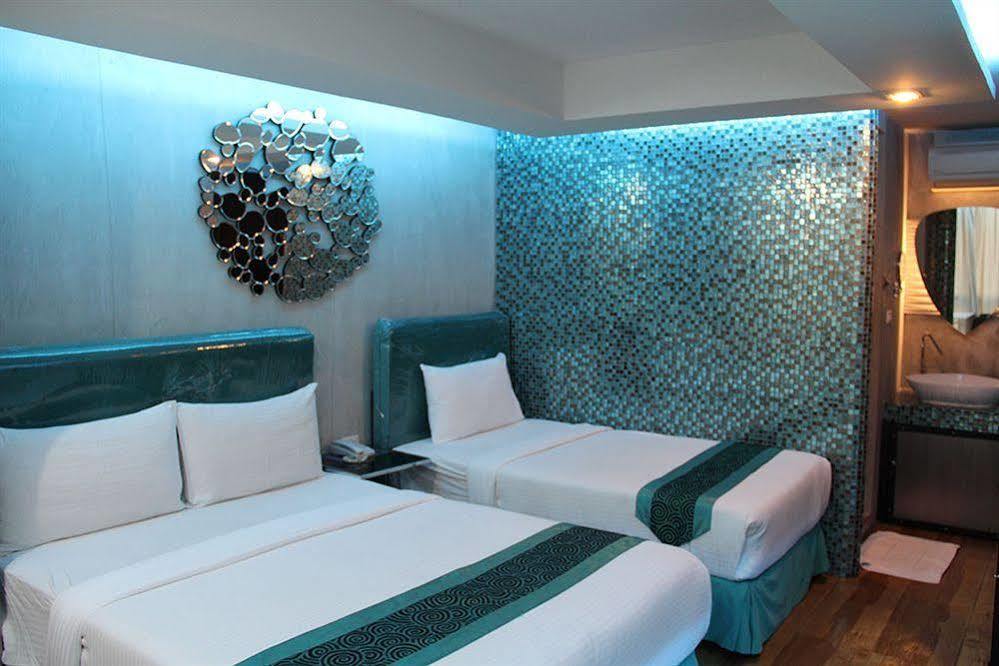 בנגקוק Blutique Hotel מראה חיצוני תמונה